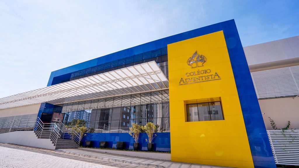 Obra D'Bali Engenharia — fachada do Colégio Adventista